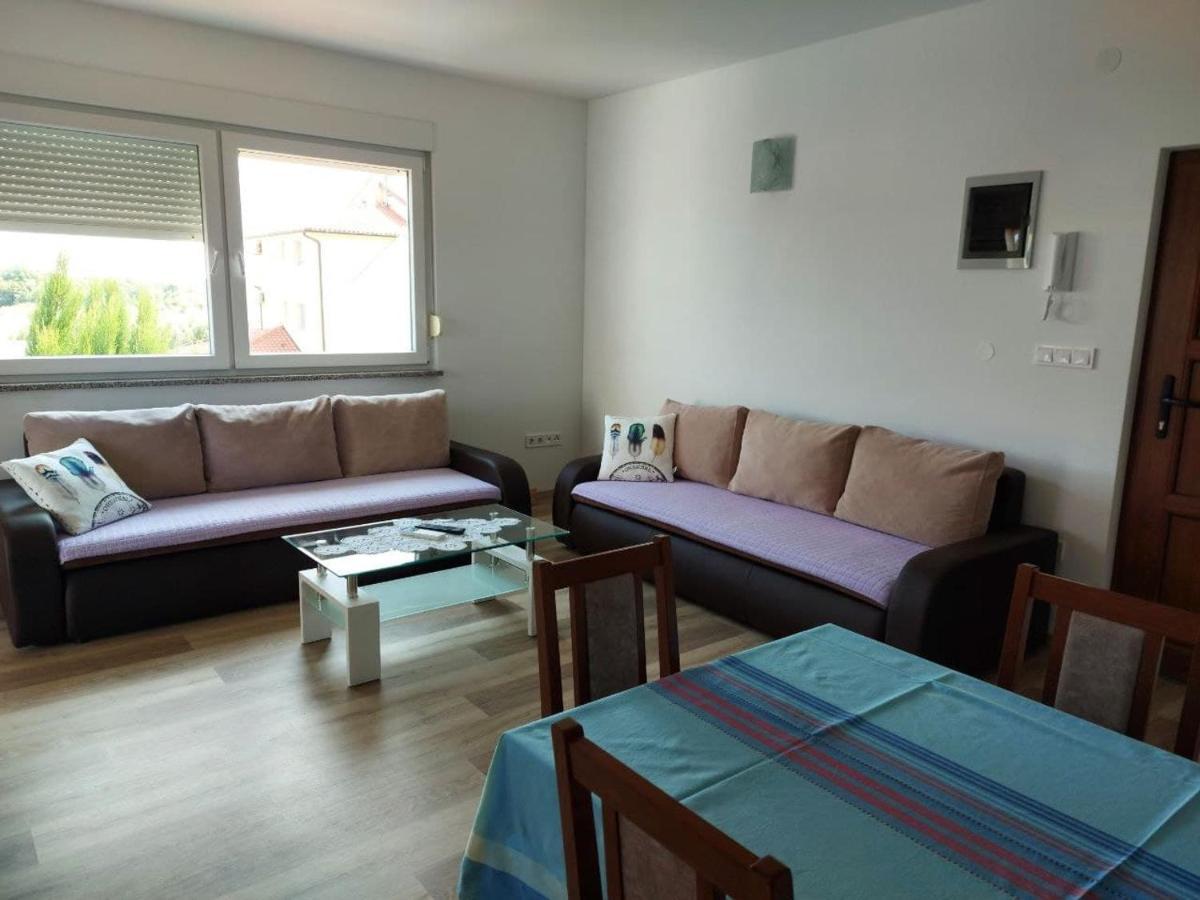 Bluegum Apartments Ližnjan Εξωτερικό φωτογραφία