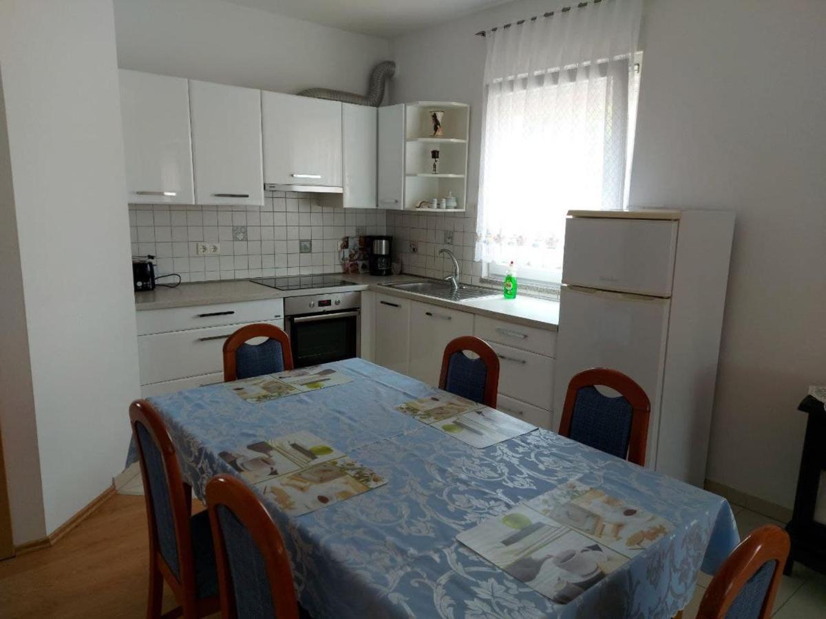 Bluegum Apartments Ližnjan Εξωτερικό φωτογραφία