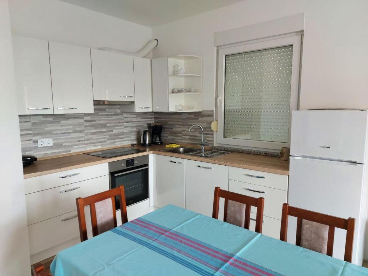 Bluegum Apartments Ližnjan Εξωτερικό φωτογραφία